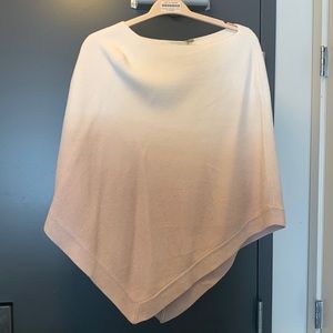 Barefoot dreams ombré poncho